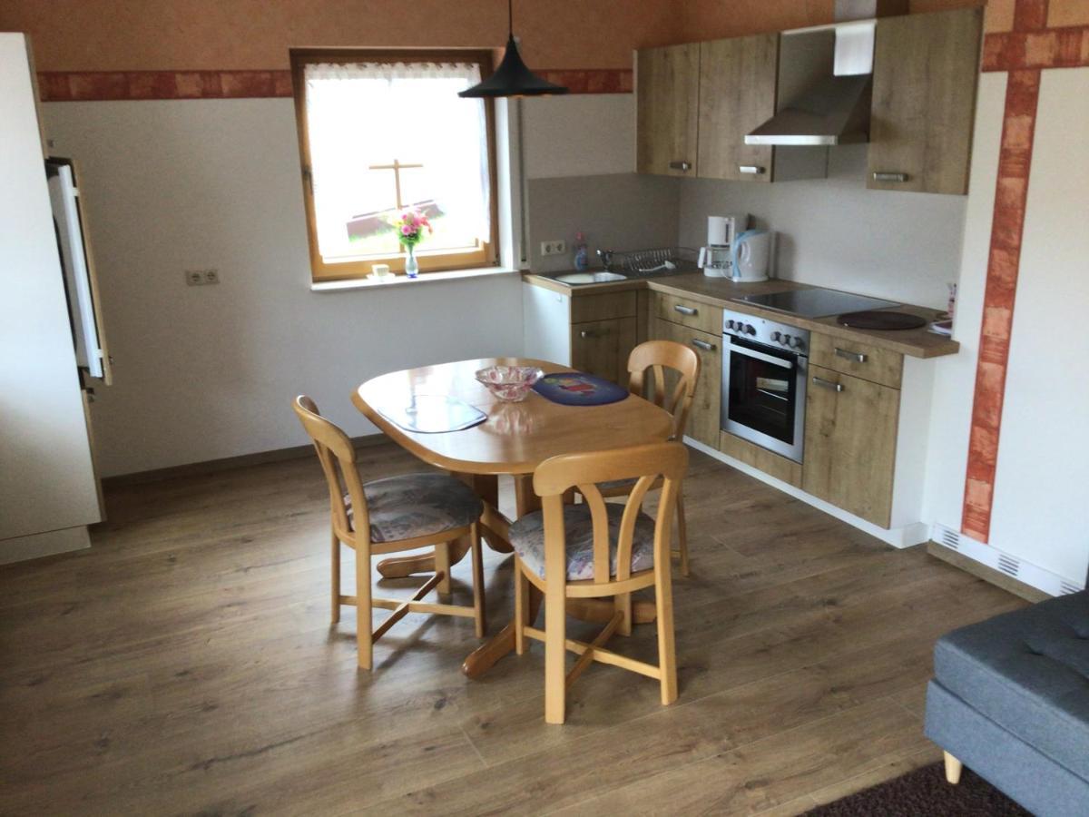Ferienwohnung Zur Kartause Schollbrunn エクステリア 写真